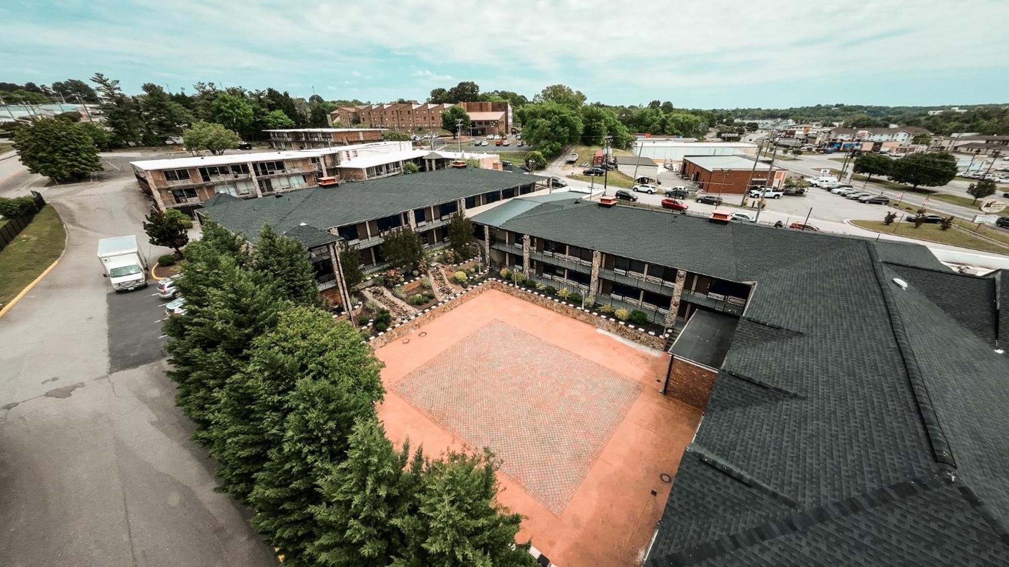 Riverside Inn & Suites By Oyo Danville Ceaser Casino Exterior foto