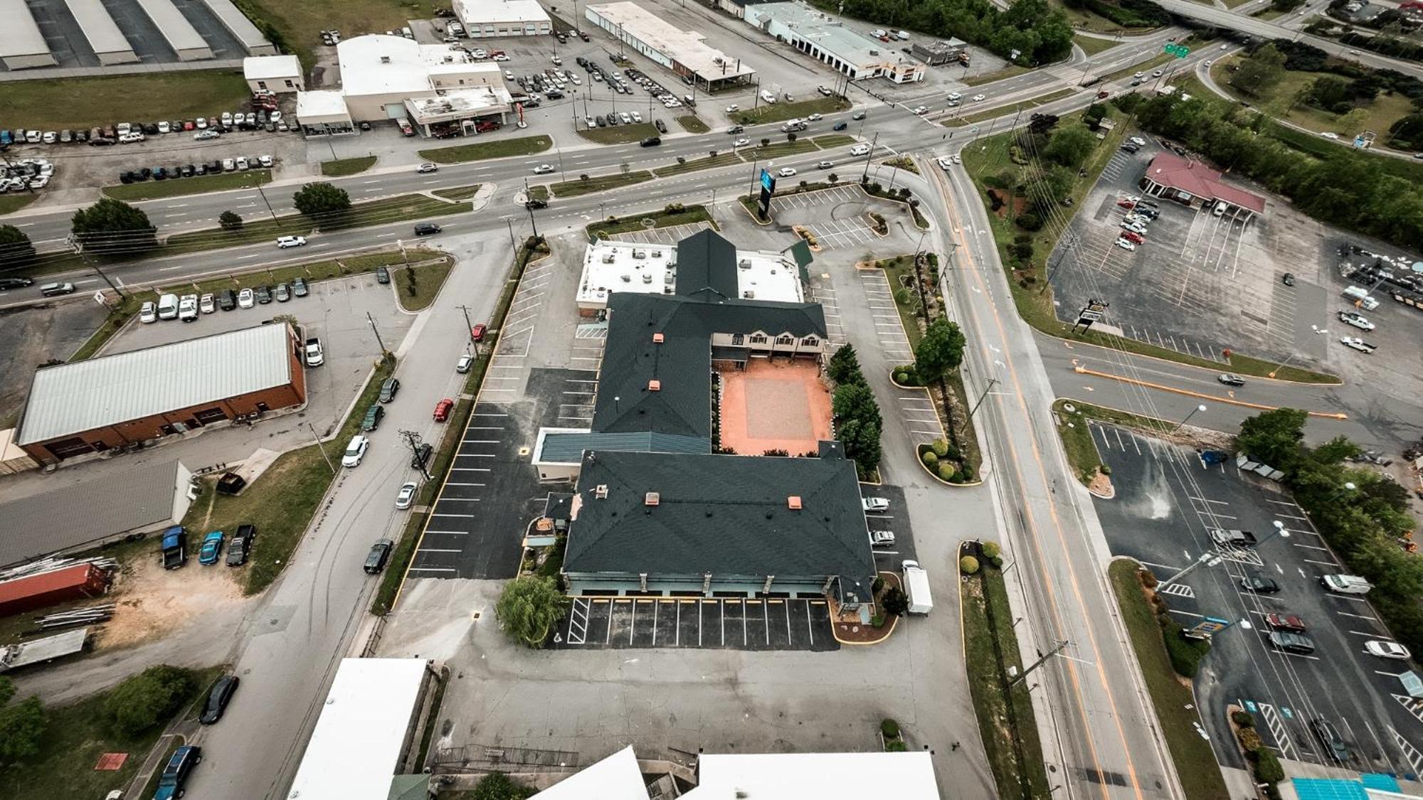 Riverside Inn & Suites By Oyo Danville Ceaser Casino Exterior foto